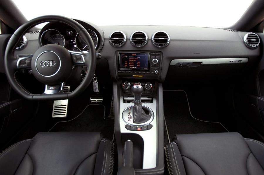 Торпедо Audi TTS Coupe (8J) 2010 года  (NA) (фото 14 из 30)